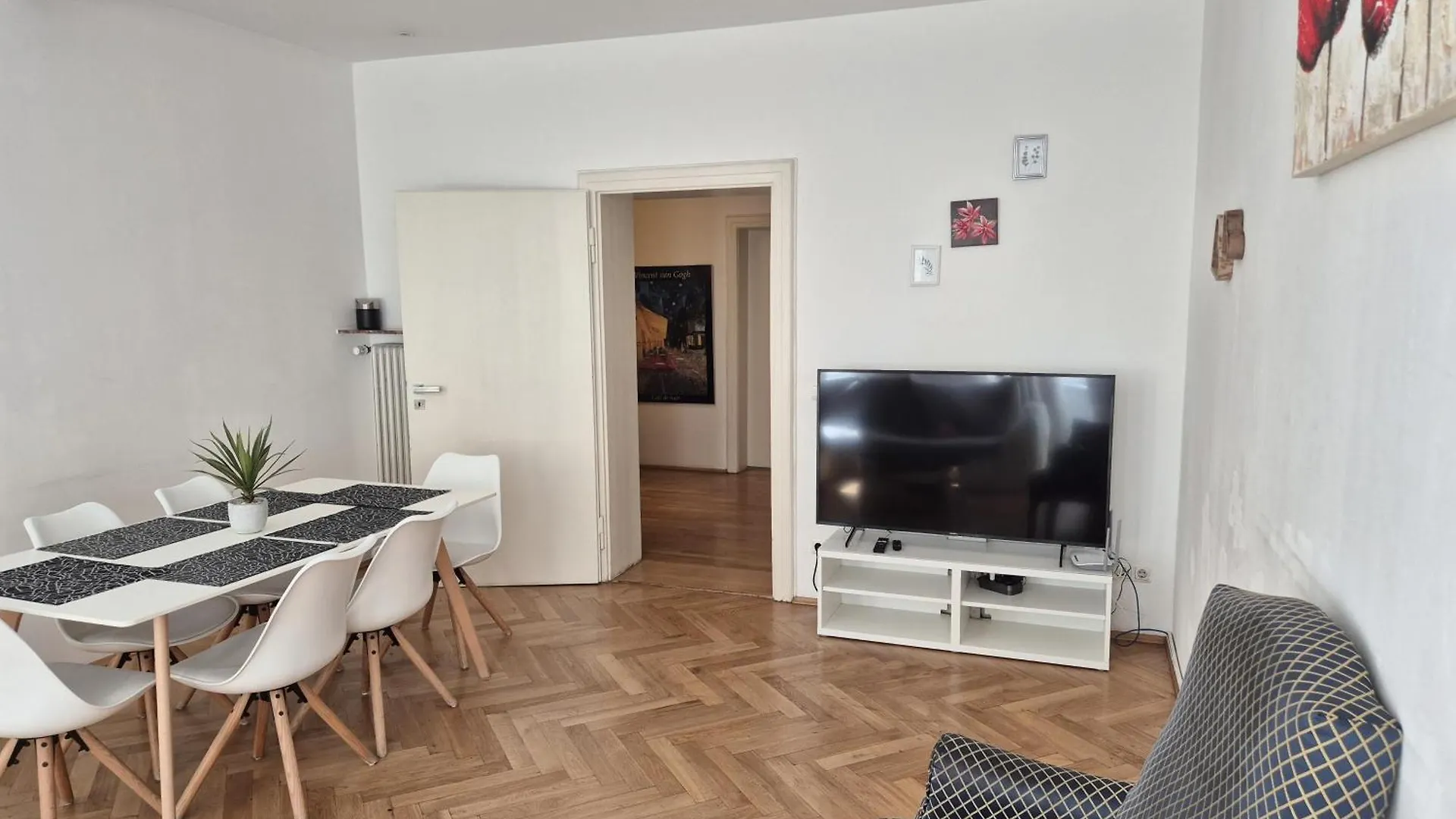 New City Center Stays 2 Munich 0*,