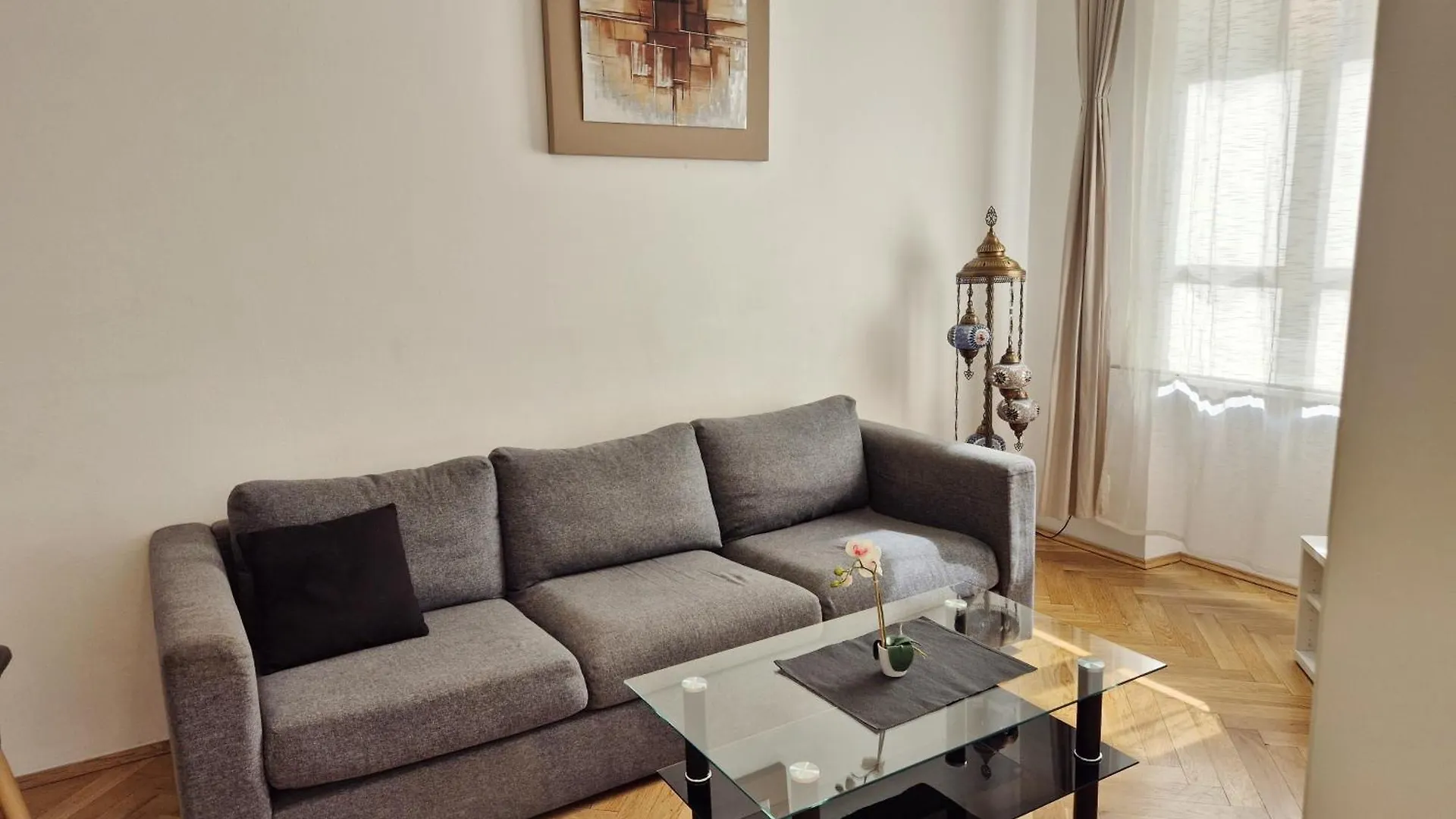 New City Center Stays 2 Monachium 0*,